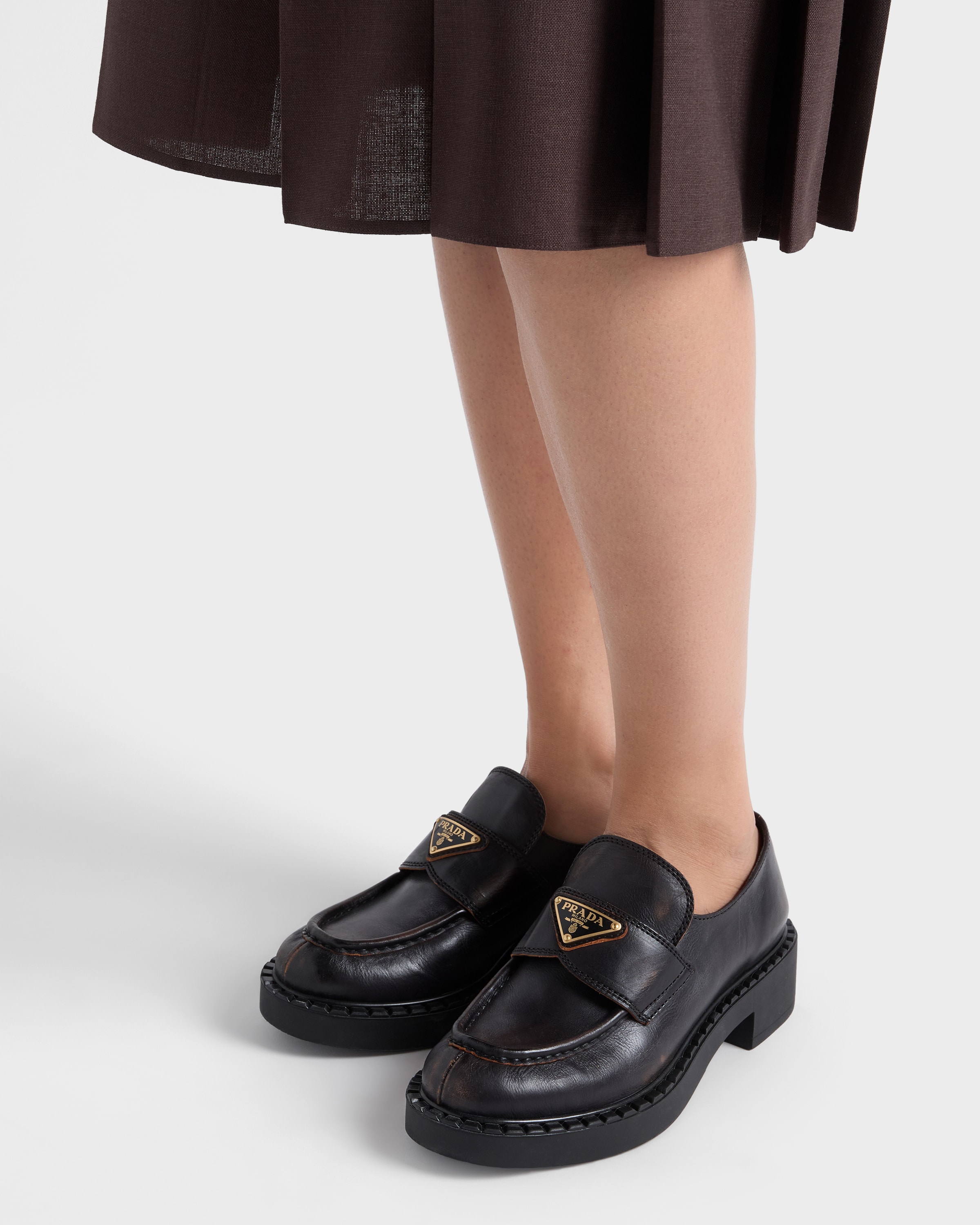 ブラック/タン チョコレートアンティークレザー ローファー | PRADA