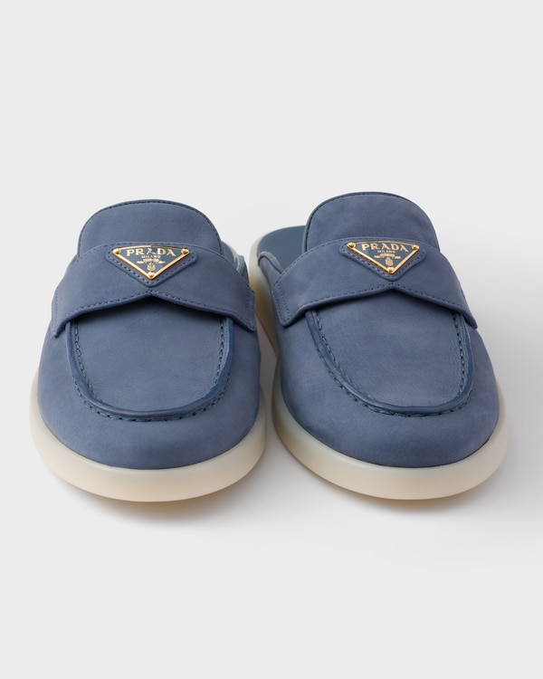 حذاء بكعب من جلد النوبوك - أزرق ملاحي حذاء بكعب من جلد النوبوك - أزرق ملاحي