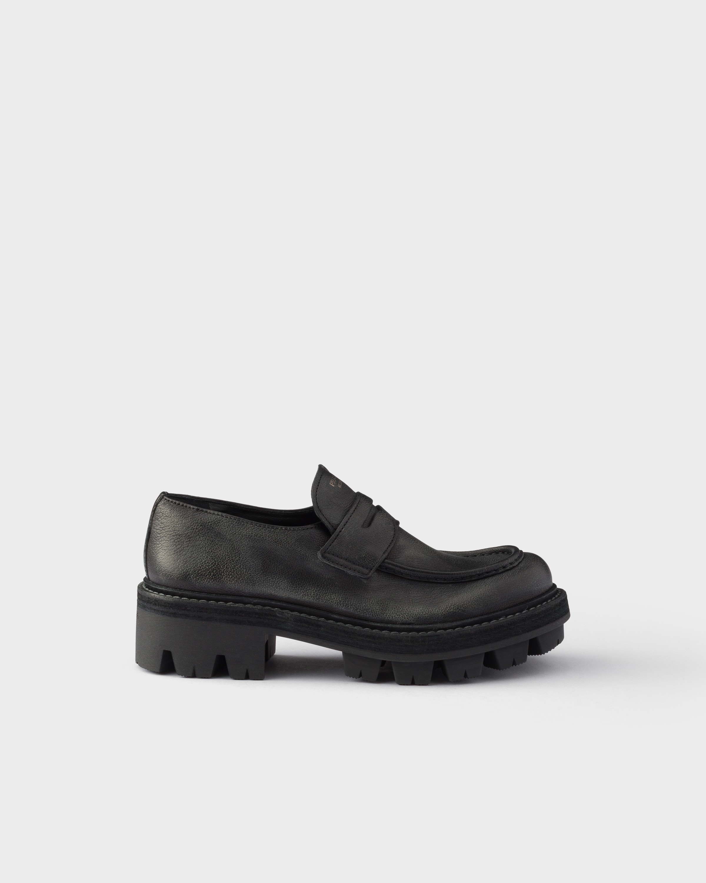 ブラック レザー ローファー | PRADA - 日本