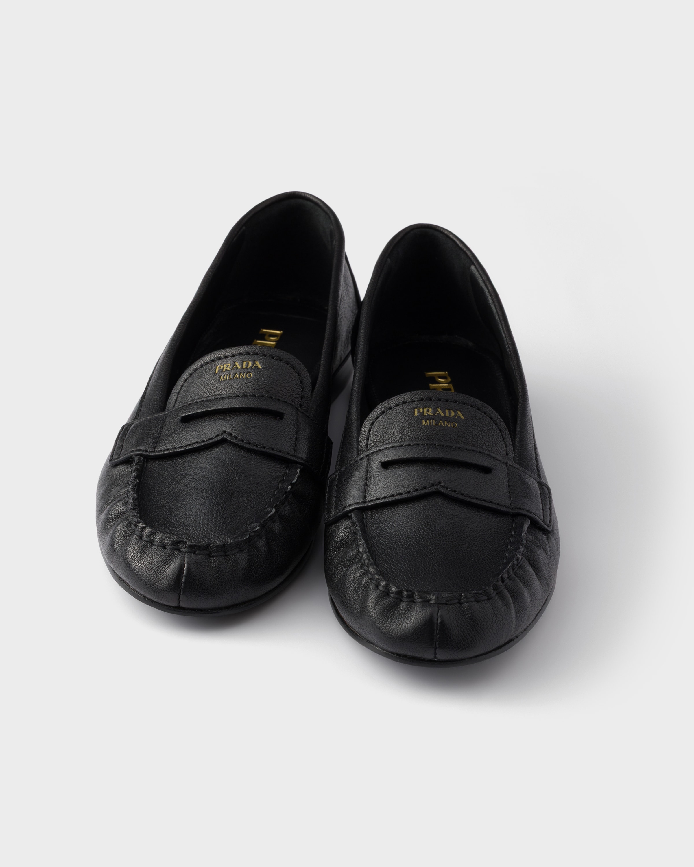ブラック レザー ローファー | PRADA - 日本
