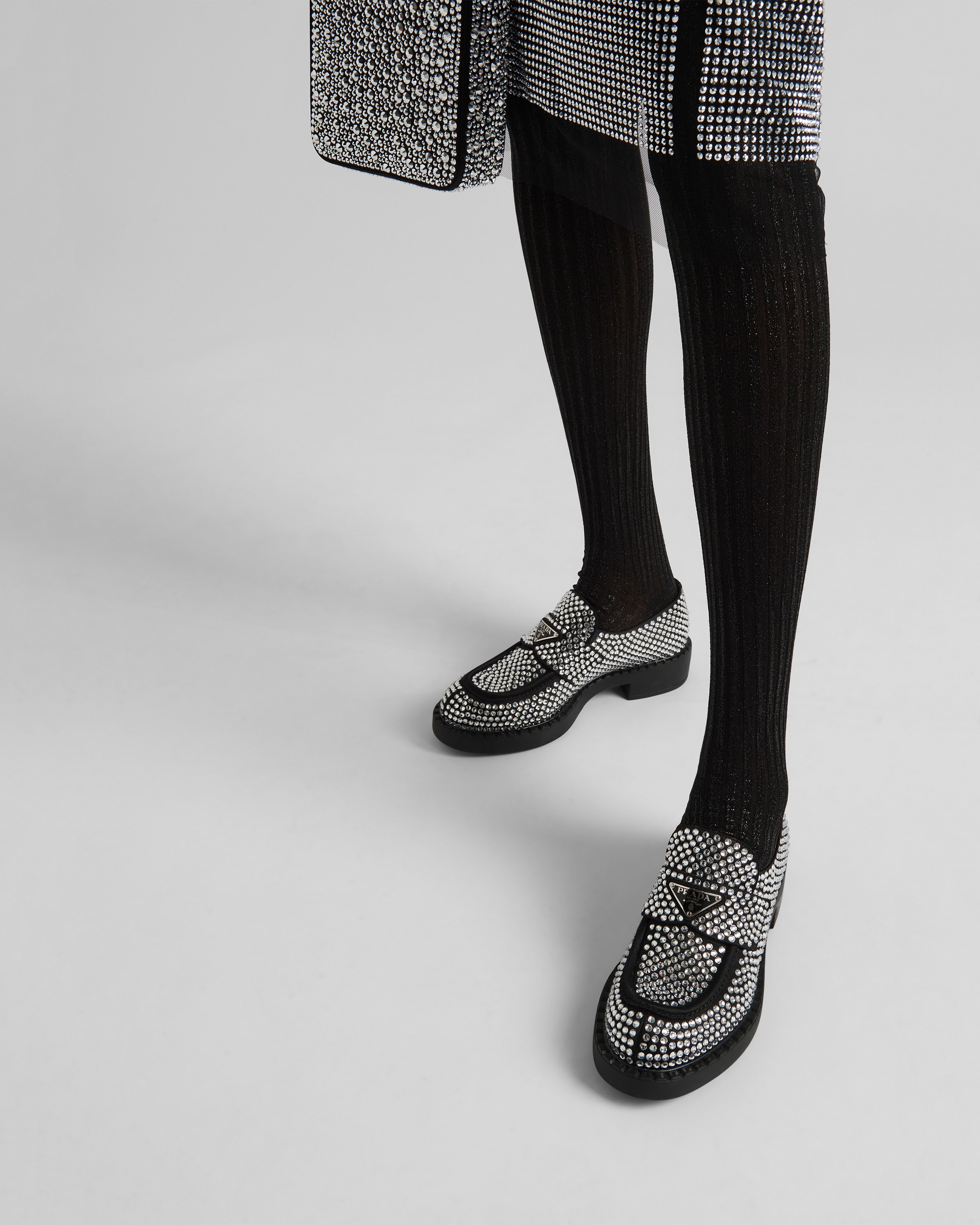 Prada أحذية لوفر ساتان مزيّنة بقطع كريستال 3