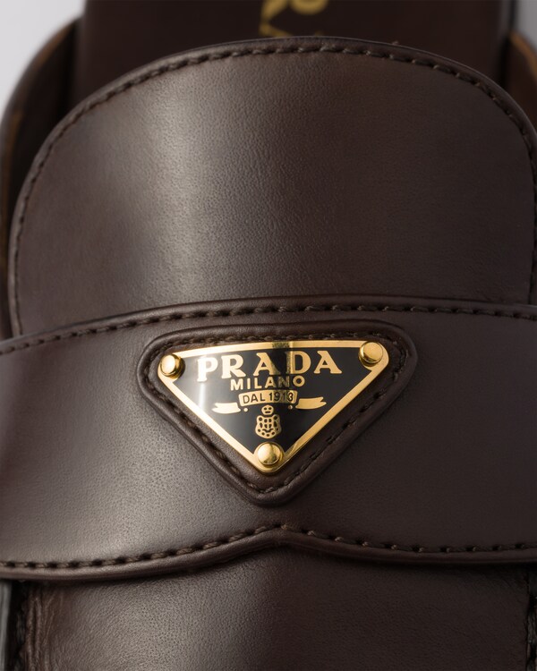 Slipper aus Leder Slipper aus Leder