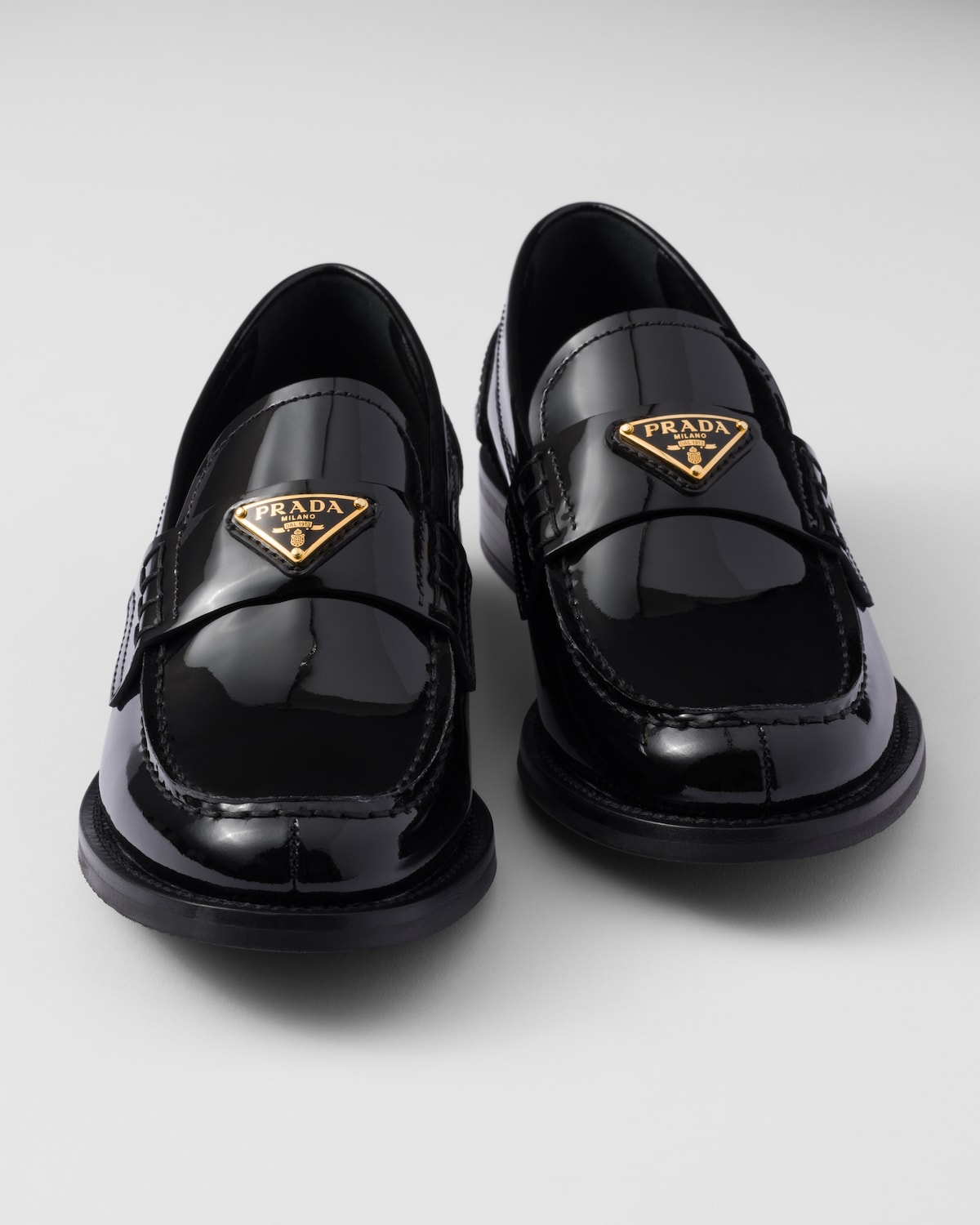 漆皮樂福鞋 黑色 | PRADA