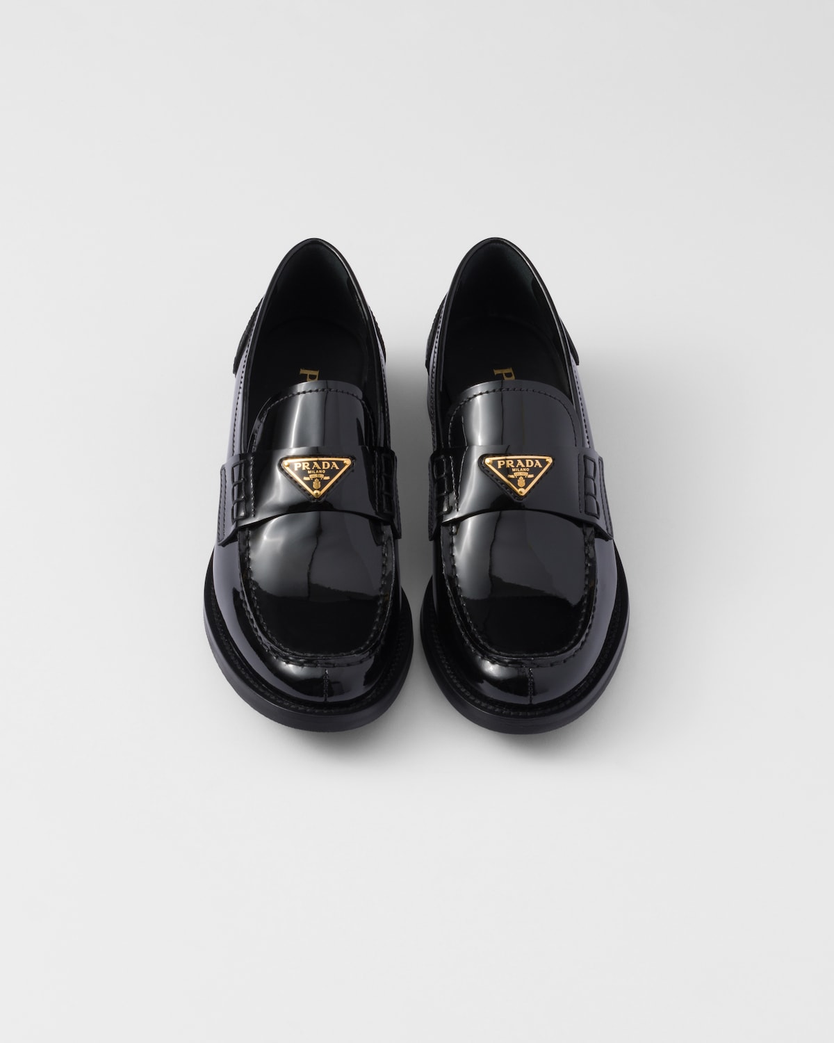 漆皮樂福鞋 黑色 | PRADA