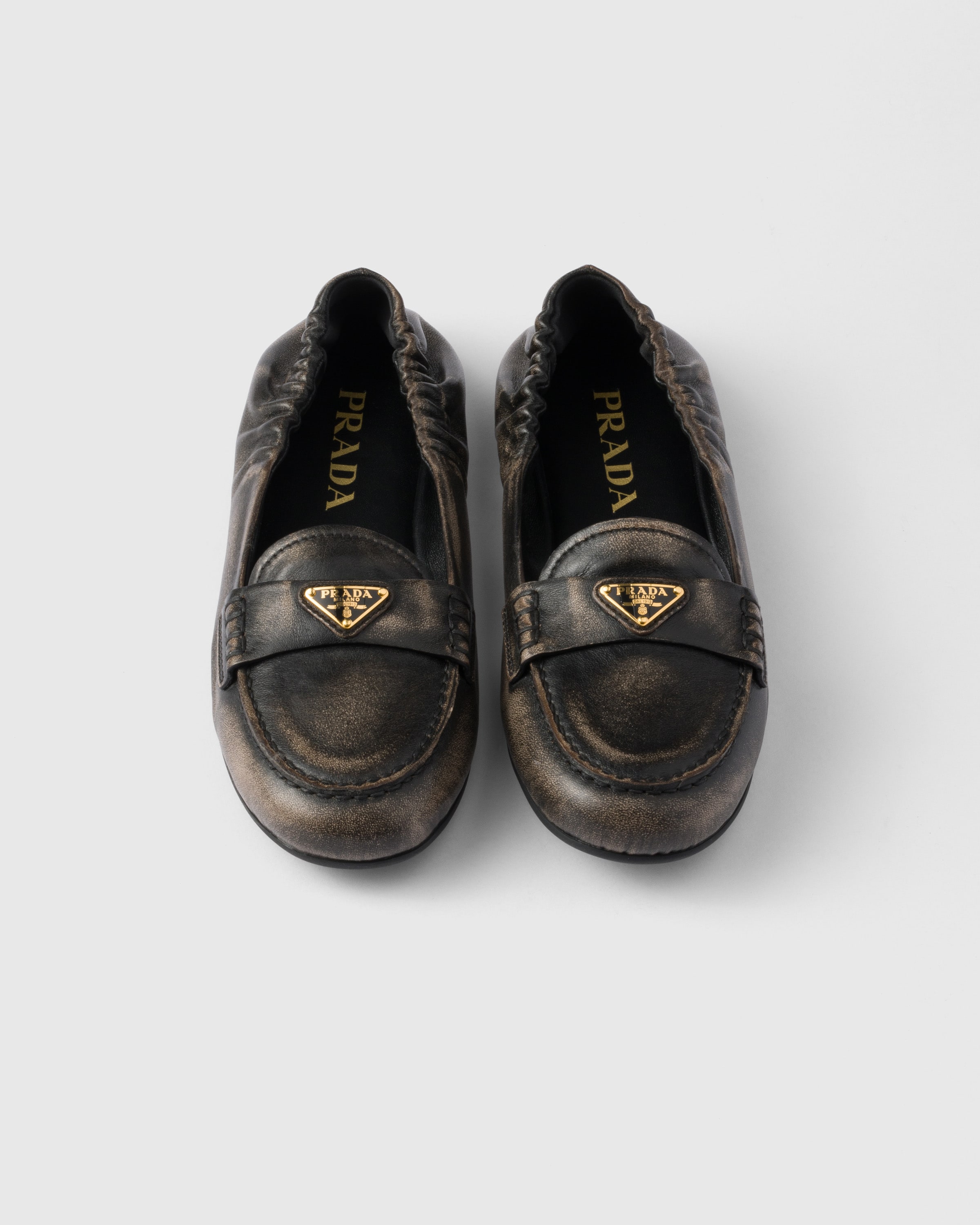 ブラック レザー ローファー | PRADA