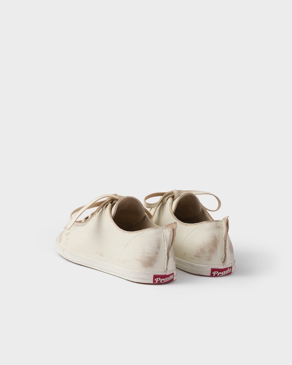 做旧皮革运动鞋 做旧皮革运动鞋