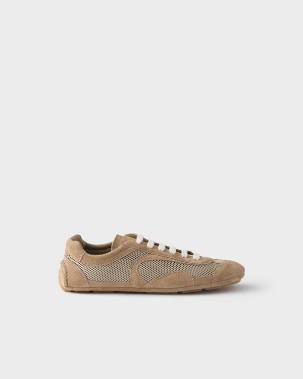 سنيكيرز Montecarlo Re-Edition 2005 من جلد سويدي وشبك - بيج صحراوي سنيكيرز Montecarlo Re-Edition 2005 من جلد سويدي وشبك - بيج صحراوي