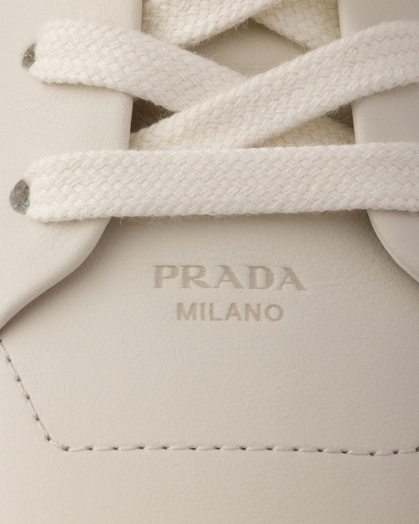 Sneaker Court aus Leder - Kalkweiss Sneaker Court aus Leder - Kalkweiss