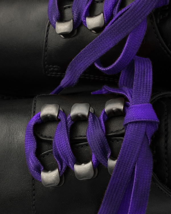 Schnürschuhe aus antikisiertem Leder - Schwarz Schnürschuhe aus antikisiertem Leder - Schwarz