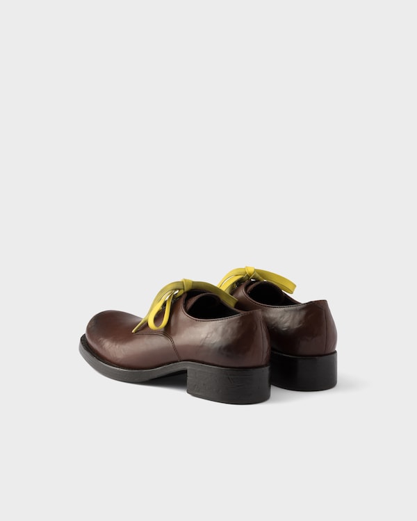 Schnürschuhe aus antikisiertem Leder - Kakaobraun Schnürschuhe aus antikisiertem Leder - Kakaobraun