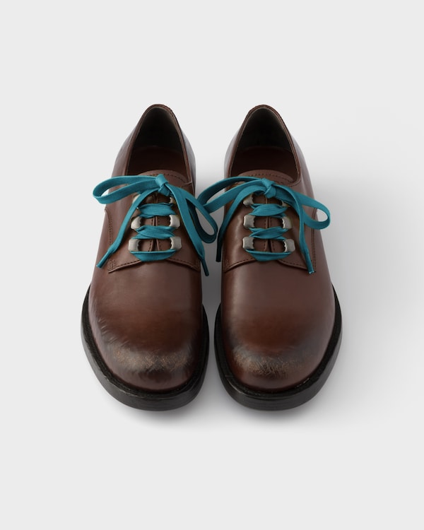 Schnürschuhe aus antikisiertem Leder - Kakaobraun Schnürschuhe aus antikisiertem Leder - Kakaobraun