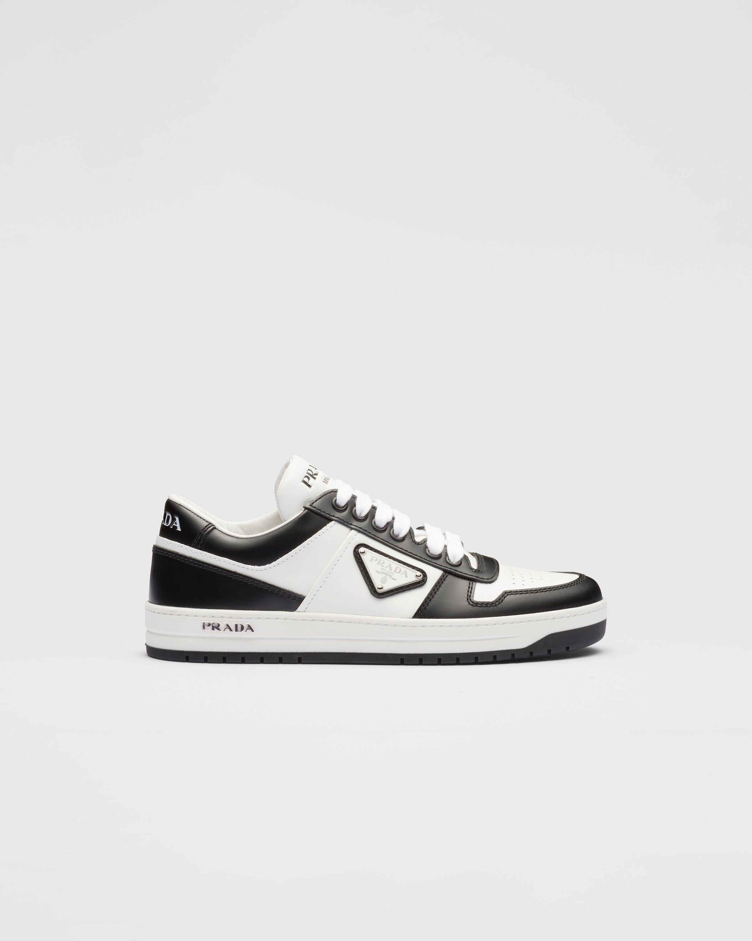 scheuren . Onschuldig Women's Sneakers | PRADA