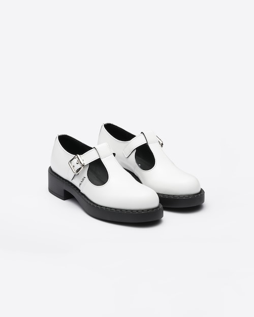 ホワイト ブラッシュドレザー メリージェーンシューズ | Prada ホワイト ブラッシュドレザー メリージェーンシューズ | Prada