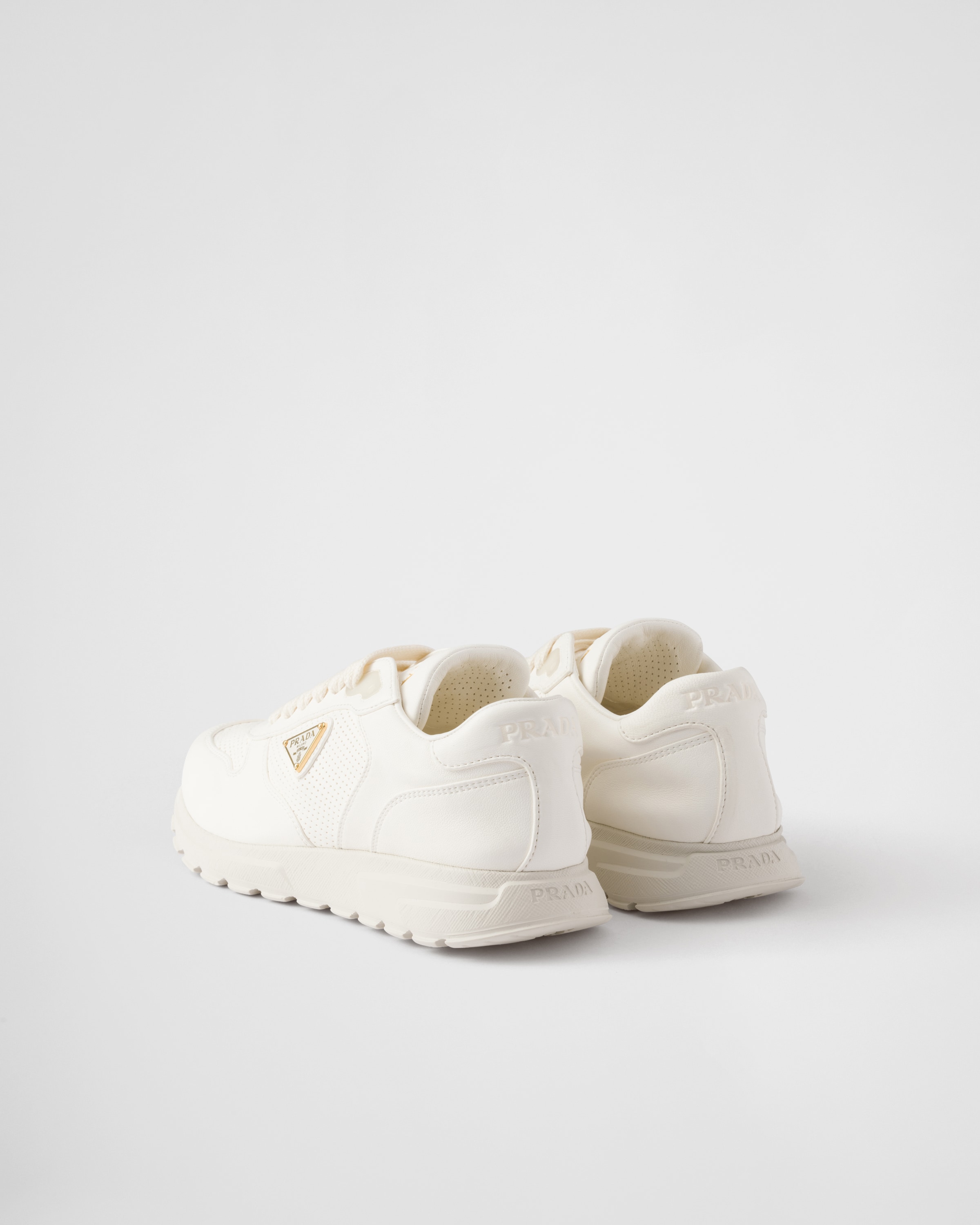 アイボリー プラダ PRAX 2.0 レザー スニーカー | PRADA