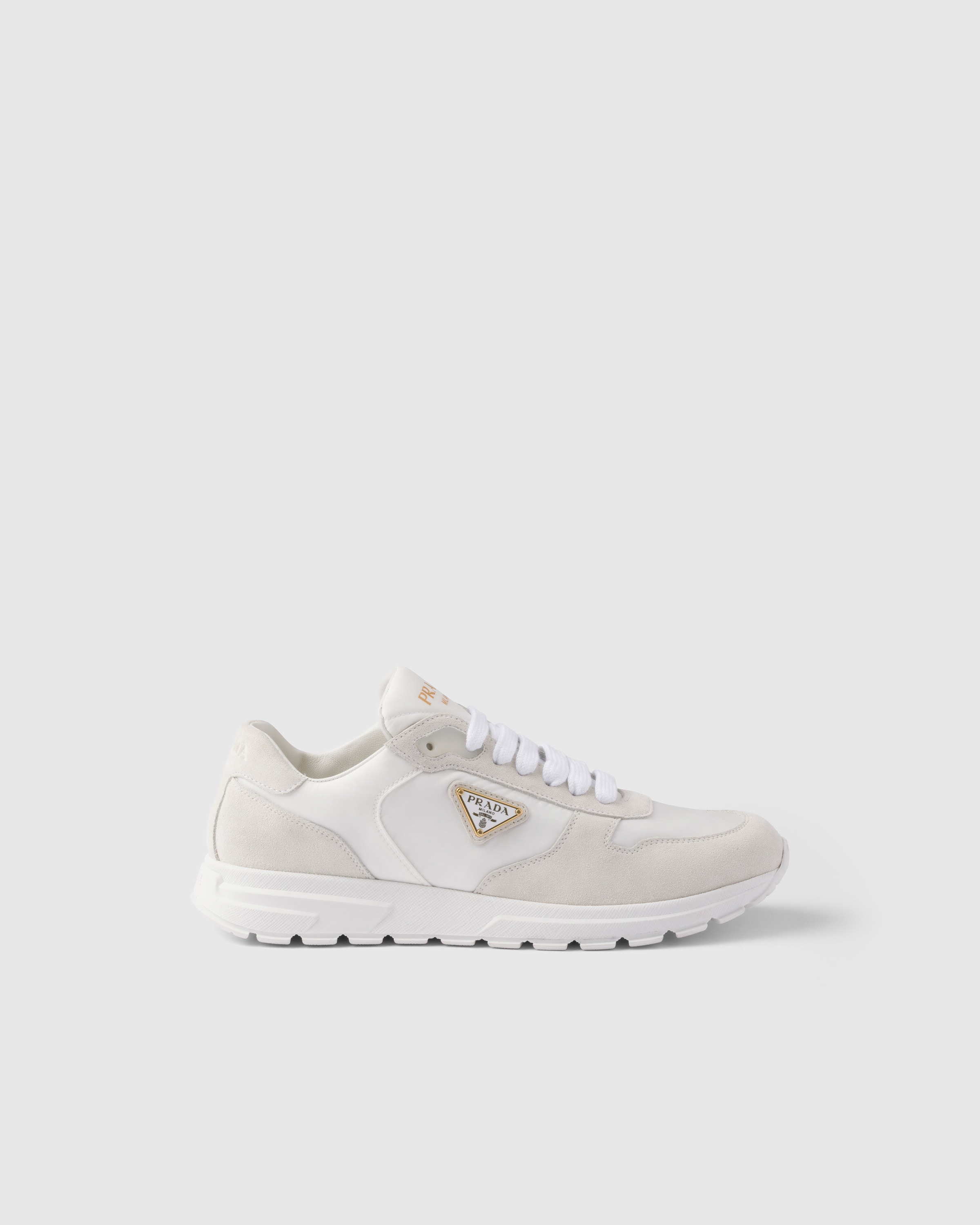 ホワイト プラダ Prax 2.0 Re-Nylon xスエード スニーカー | PRADA
