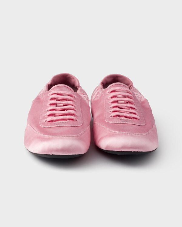 缎面系带运动鞋 - 花瓣粉 缎面系带运动鞋 - 花瓣粉
