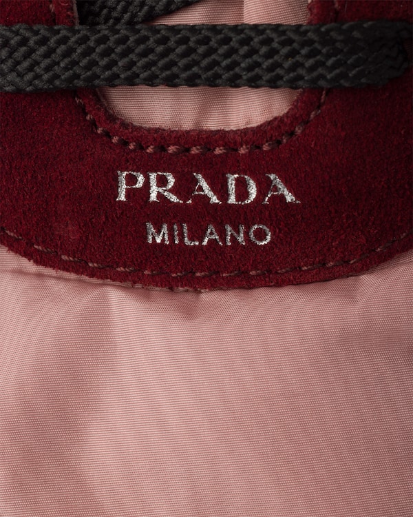 حذاء بكعب Collapse من قماش رينايلون وجلد سويدي - خوخي/قرمزي حذاء بكعب Collapse من قماش رينايلون وجلد سويدي - خوخي/قرمزي