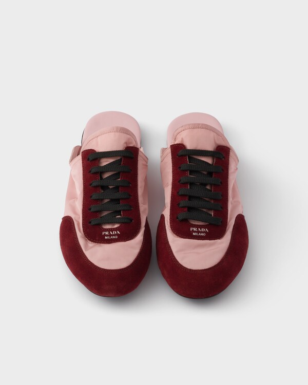 حذاء بكعب Collapse من قماش رينايلون وجلد سويدي - خوخي/قرمزي حذاء بكعب Collapse من قماش رينايلون وجلد سويدي - خوخي/قرمزي