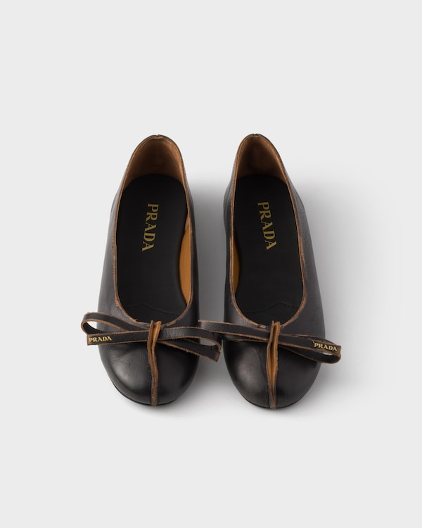 Antiqued leather ballerinas - Black/Tan Antiqued leather ballerinas - Black/Tan