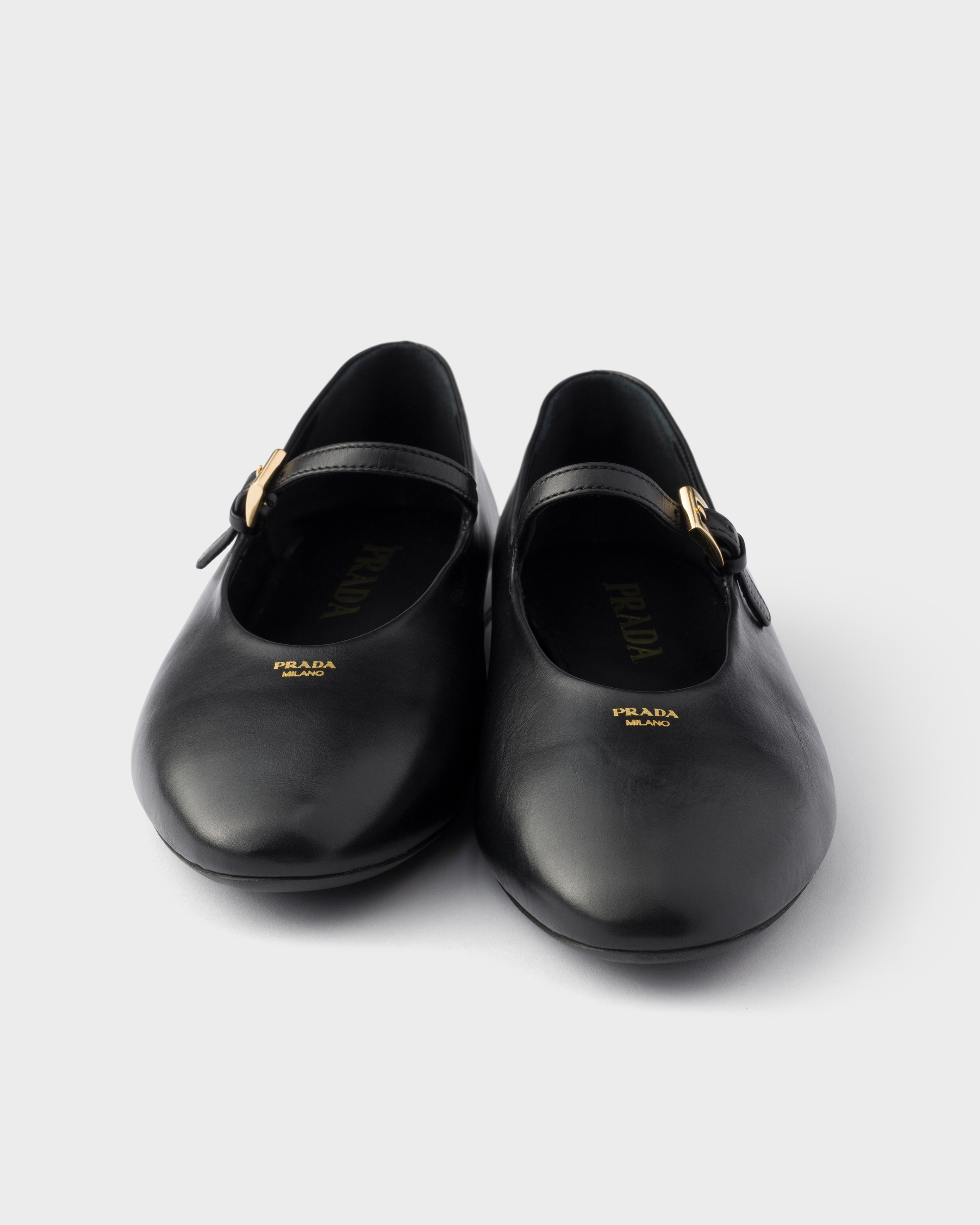 ブラック レザー バレリーナ | PRADA - 日本
