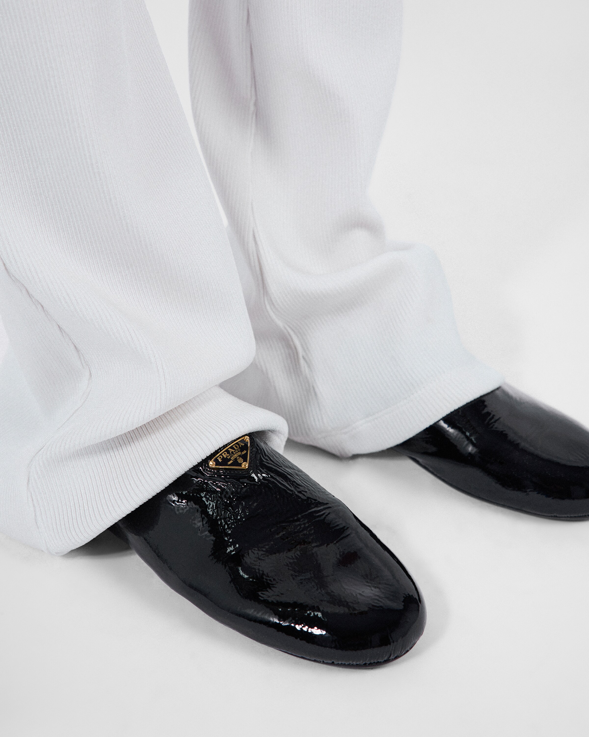 ブラック ナプラックパテントレザー バレリーナ | PRADA