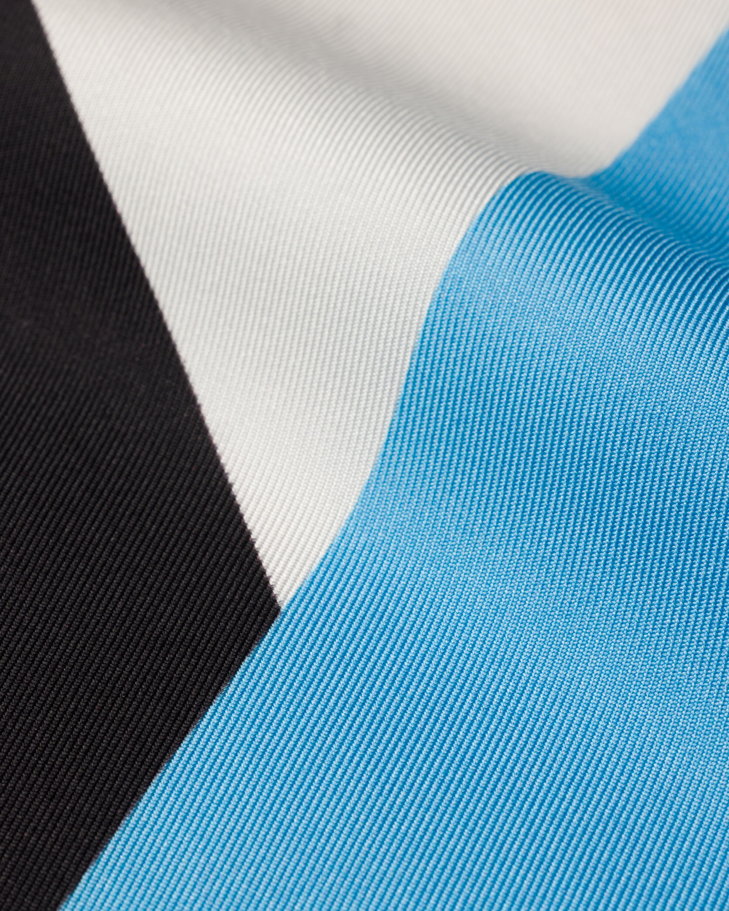 Prada Bedruckter Schal Aus Seidentwill In Meerblau