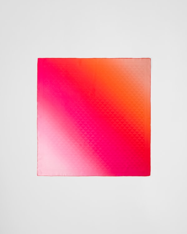 프린트 실크 트윌 스카프 90x90 프린트 실크 트윌 스카프 90x90