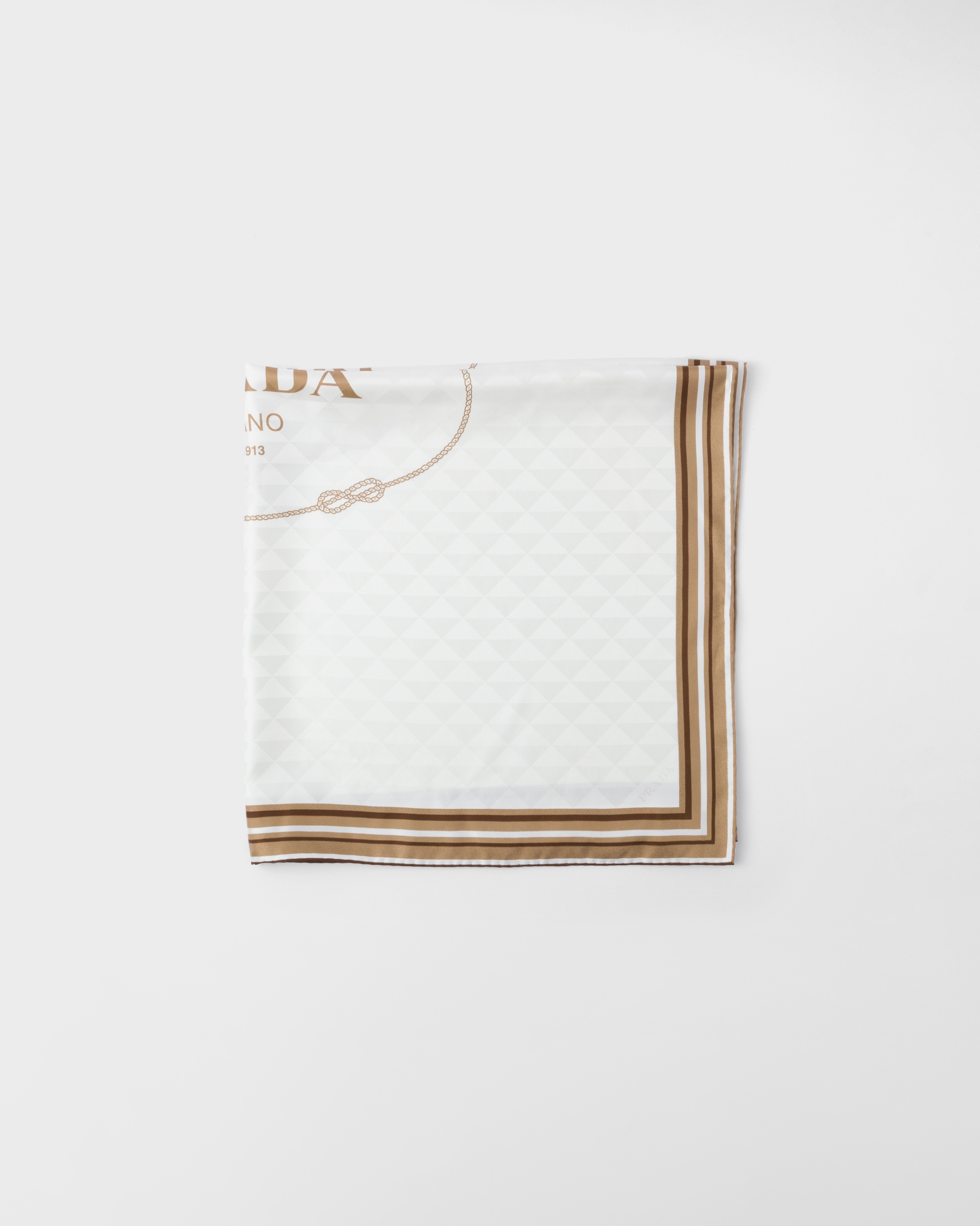 Prada Foulard Jacquard Con Stampa In Twill Di Seta 90, Donna, Talco/cammello