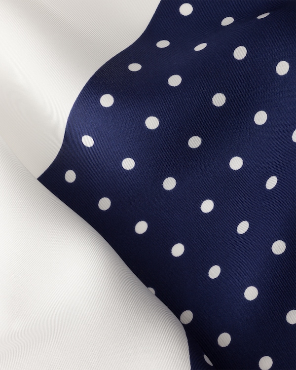 Printed twill scarf 90 - White/Blue Printed twill scarf 90 - White/Blue