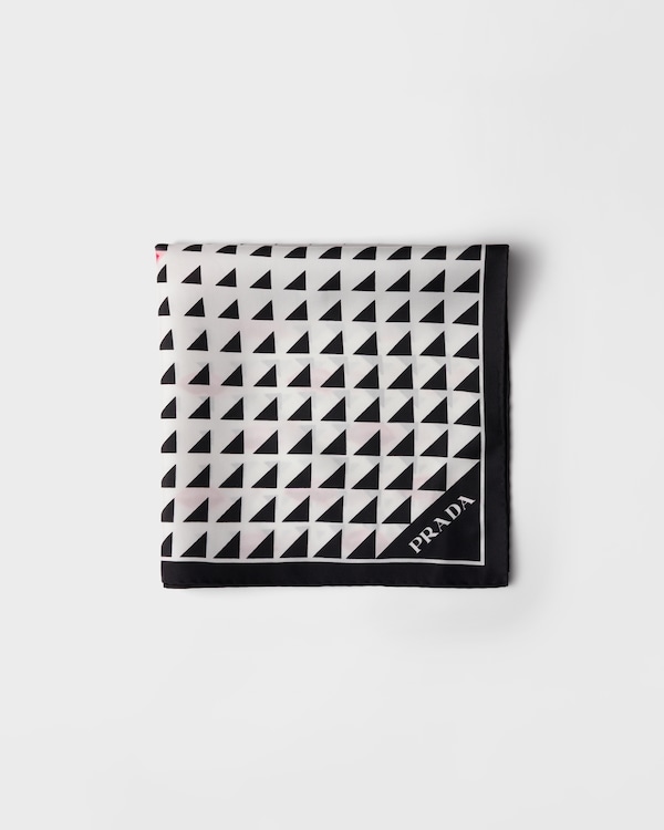 Foulard en sergé de soie imprimé 55 x 55 - Noir/Blanc Foulard en sergé de soie imprimé 55 x 55 - Noir/Blanc