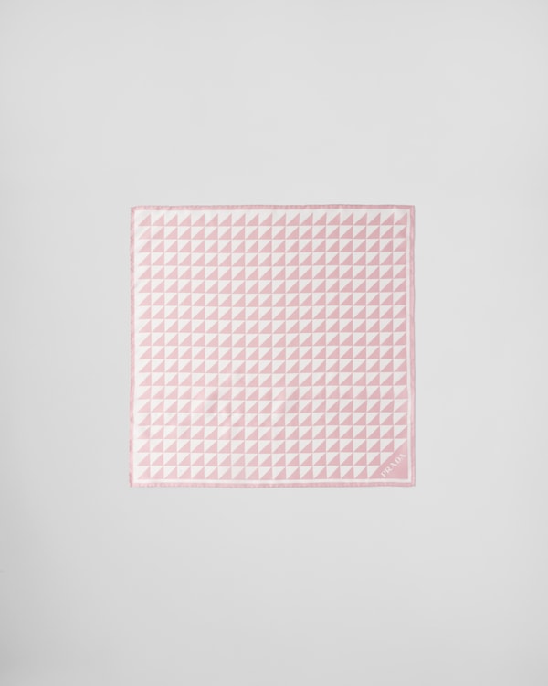 Foulard stampato in twill di seta 55x55 Foulard stampato in twill di seta 55x55