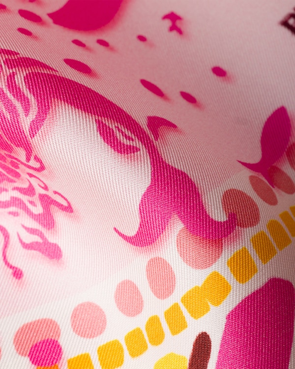 Écharpe en sergé de soie imprimé 55 - Ambre/Rose Poudré Écharpe en sergé de soie imprimé 55 - Ambre/Rose Poudré