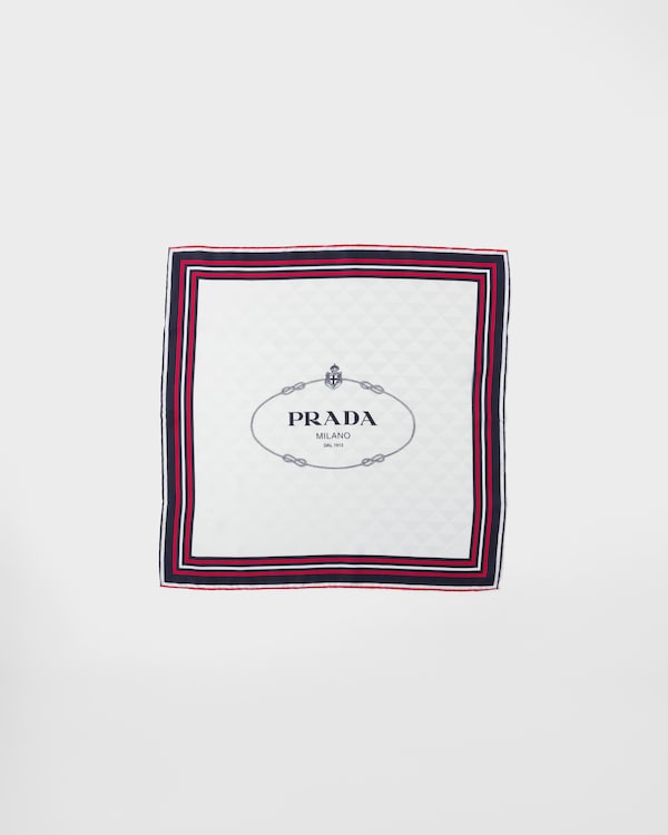 Printed silk twill jacquard scarf 55 x 55 cm Printed silk twill jacquard scarf 55 x 55 cm