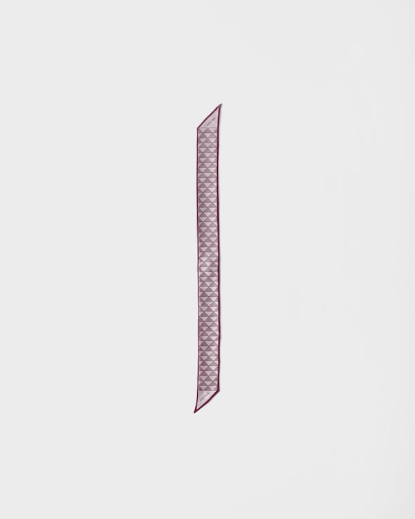 Printed silk skinny scarf Printed silk skinny scarf