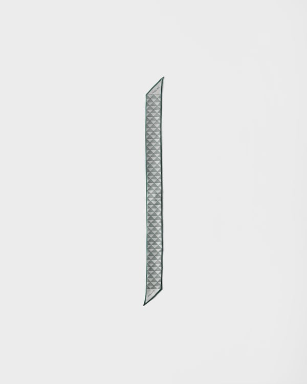 Printed silk skinny scarf Printed silk skinny scarf