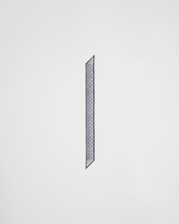 プリントシルク スキニースカーフ - ネイビー/オフホワイト プリントシルク スキニースカーフ - ネイビー/オフホワイト