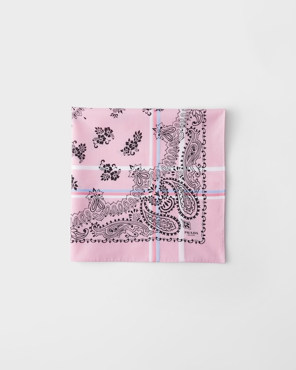 وشاح من القطن بطبعات، 65 × 65 سم - وردي/أزرق سماوي وشاح من القطن بطبعات، 65 × 65 سم - وردي/أزرق سماوي