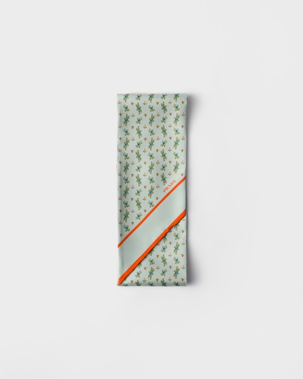 Printed silk twill skinny scarf - Chlorophyll Green Printed silk twill skinny scarf - Chlorophyll Green