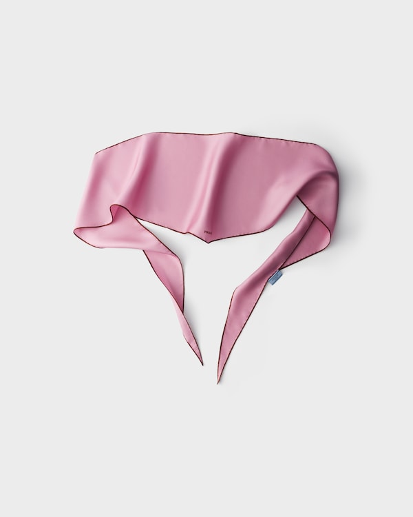 Foulard en sergé imprimé - Rose Bruyère Foulard en sergé imprimé - Rose Bruyère