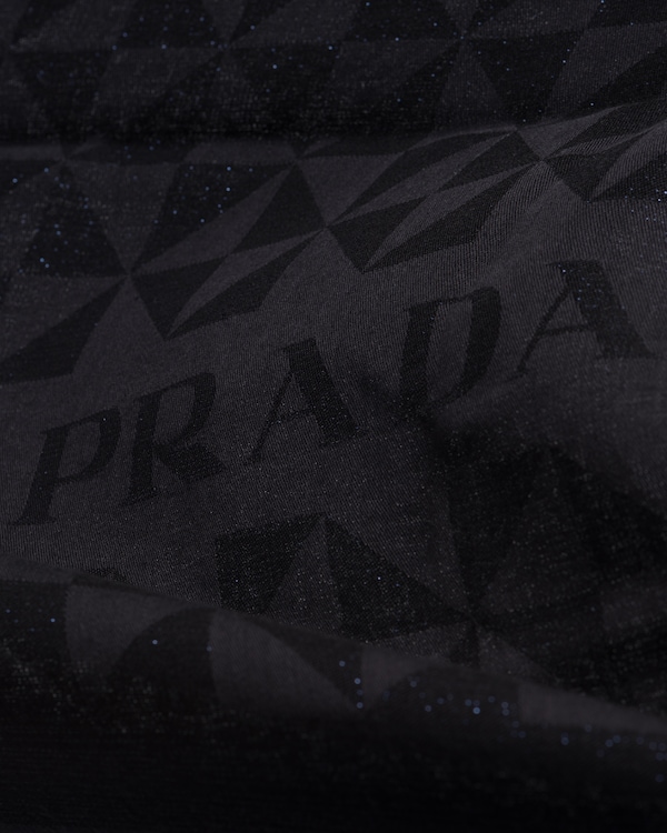 Châle en jacquard de soie, laine, cachemire et lurex  Châle en jacquard de soie, laine, cachemire et lurex