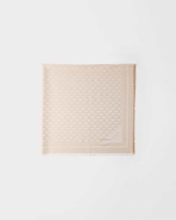 丝质和Lurex混纺披肩 丝质和Lurex混纺披肩