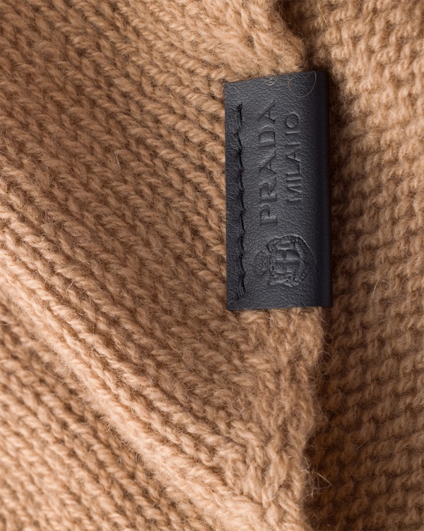 Cashmere shawl - Camel Brown Cashmere shawl - Camel Brown