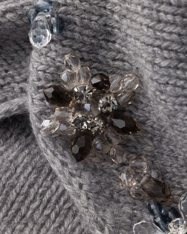 Embroidered cashmere triangle scarf - Grey Embroidered cashmere triangle scarf - Grey