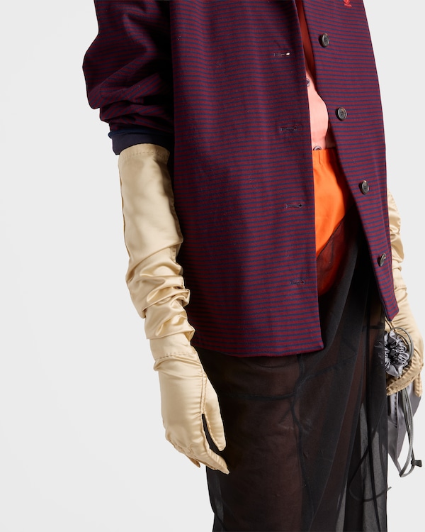 새틴 장갑 - 애프리콧 새틴 장갑 - 애프리콧