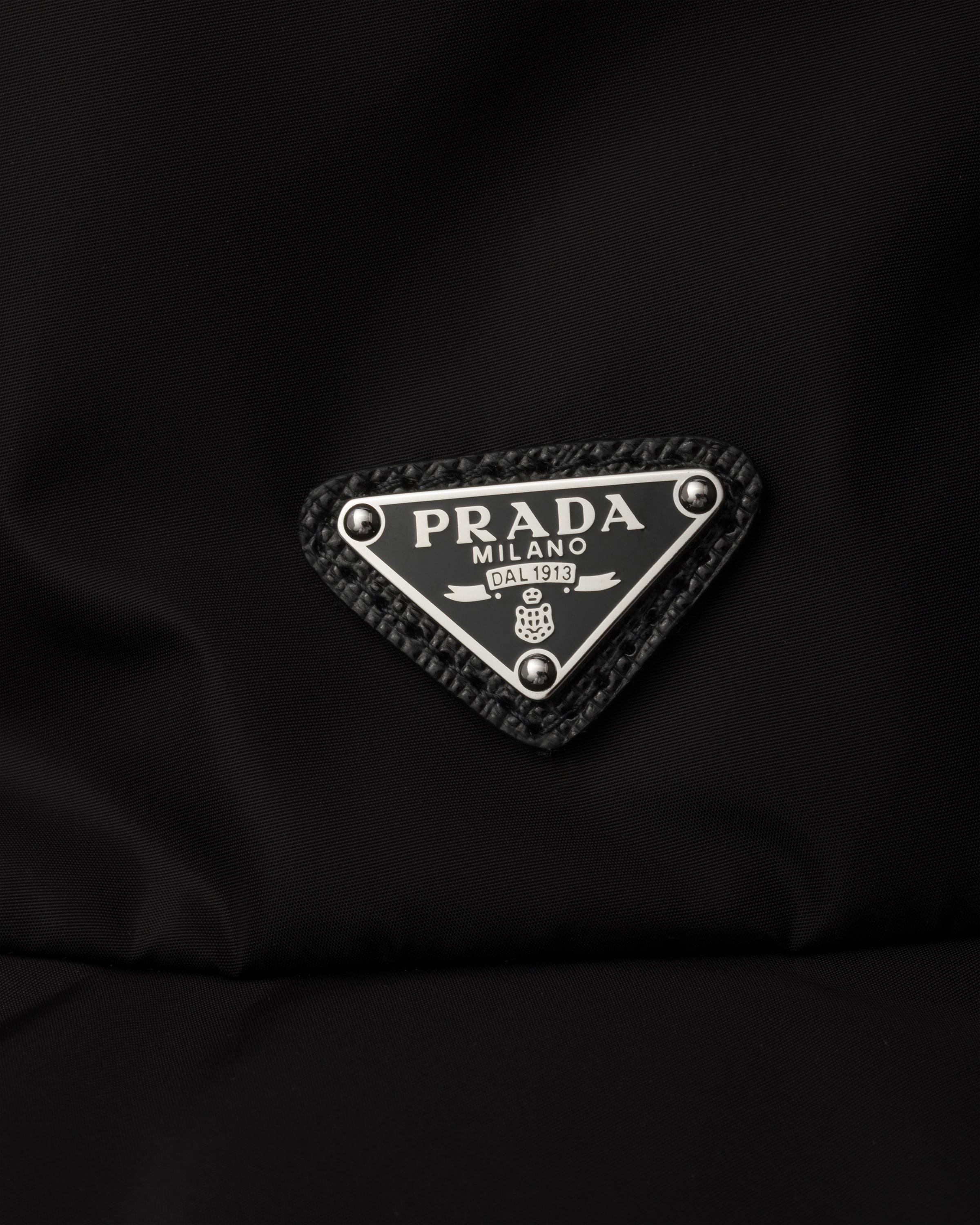 ブラック Re-nylon バケットハット | PRADA - 日本