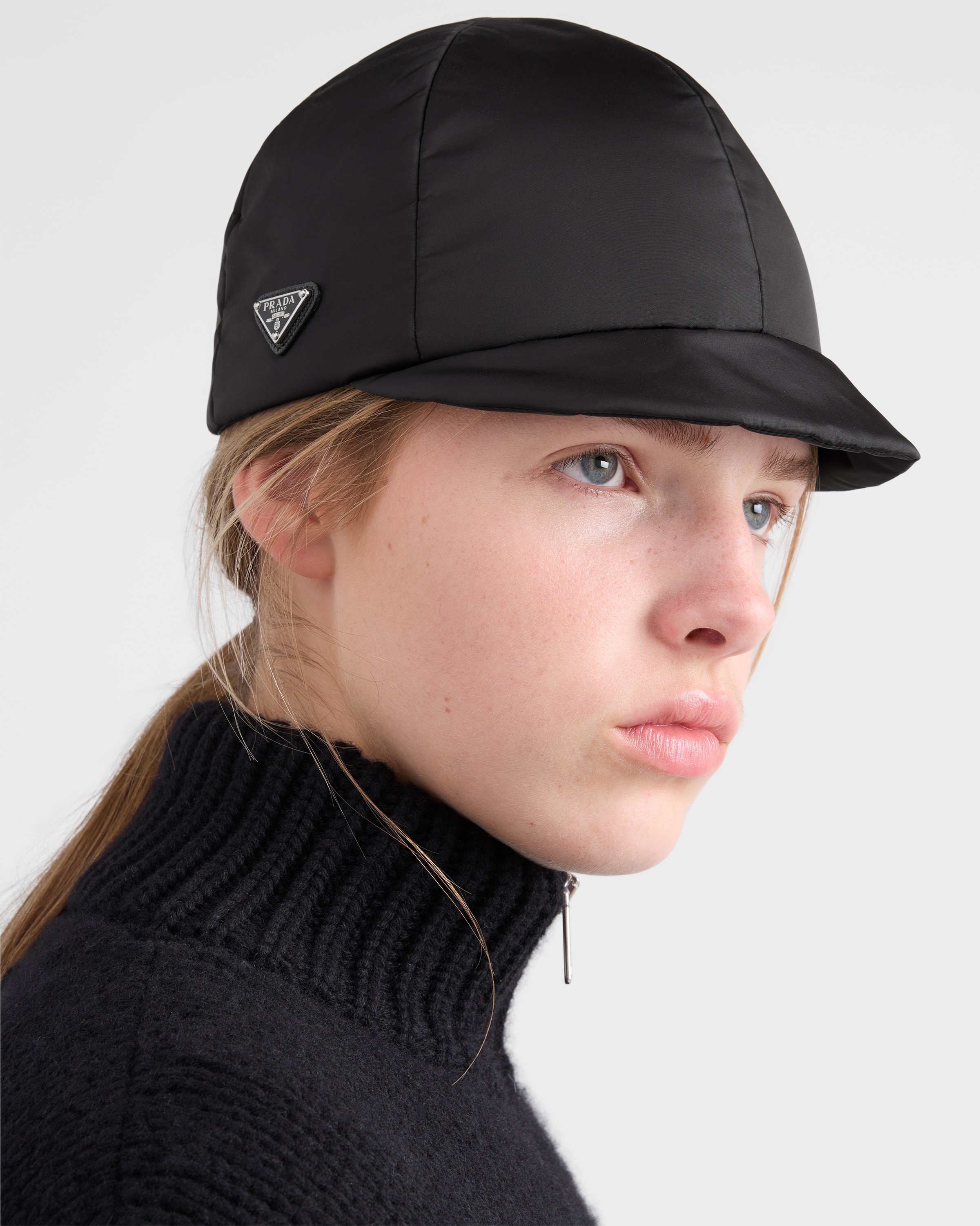 Black Re-nylon Cap | PRADA - Japan