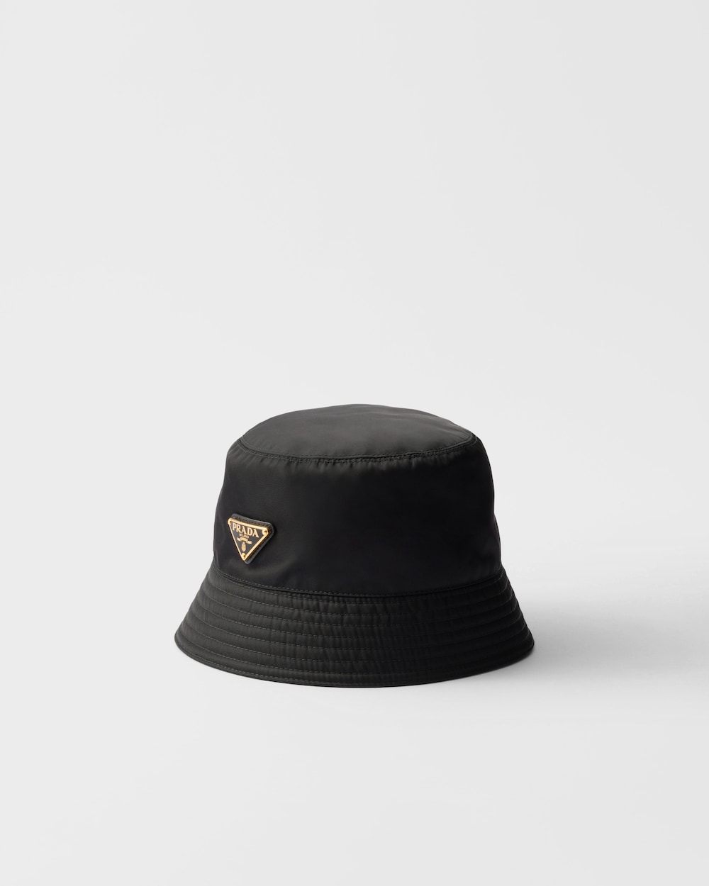 Re Nylon Bucket Hat