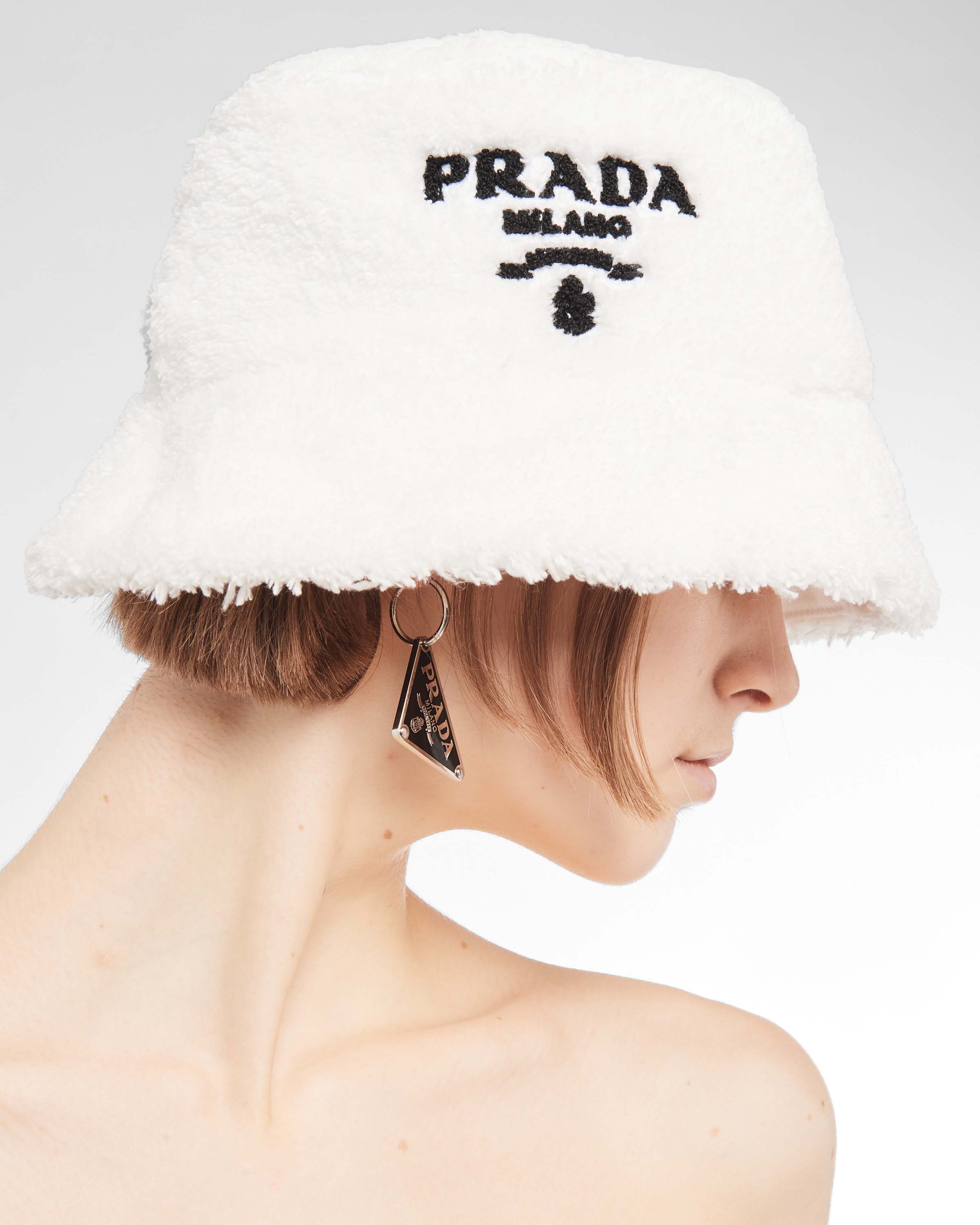 Prada white bucket hat store