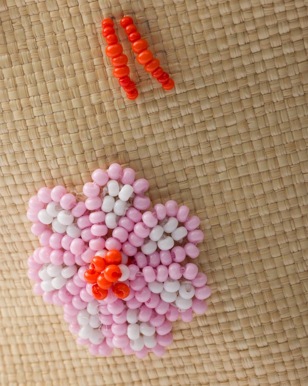 Embroidered canvas bucket hat - Tan/Red Embroidered canvas bucket hat - Tan/Red