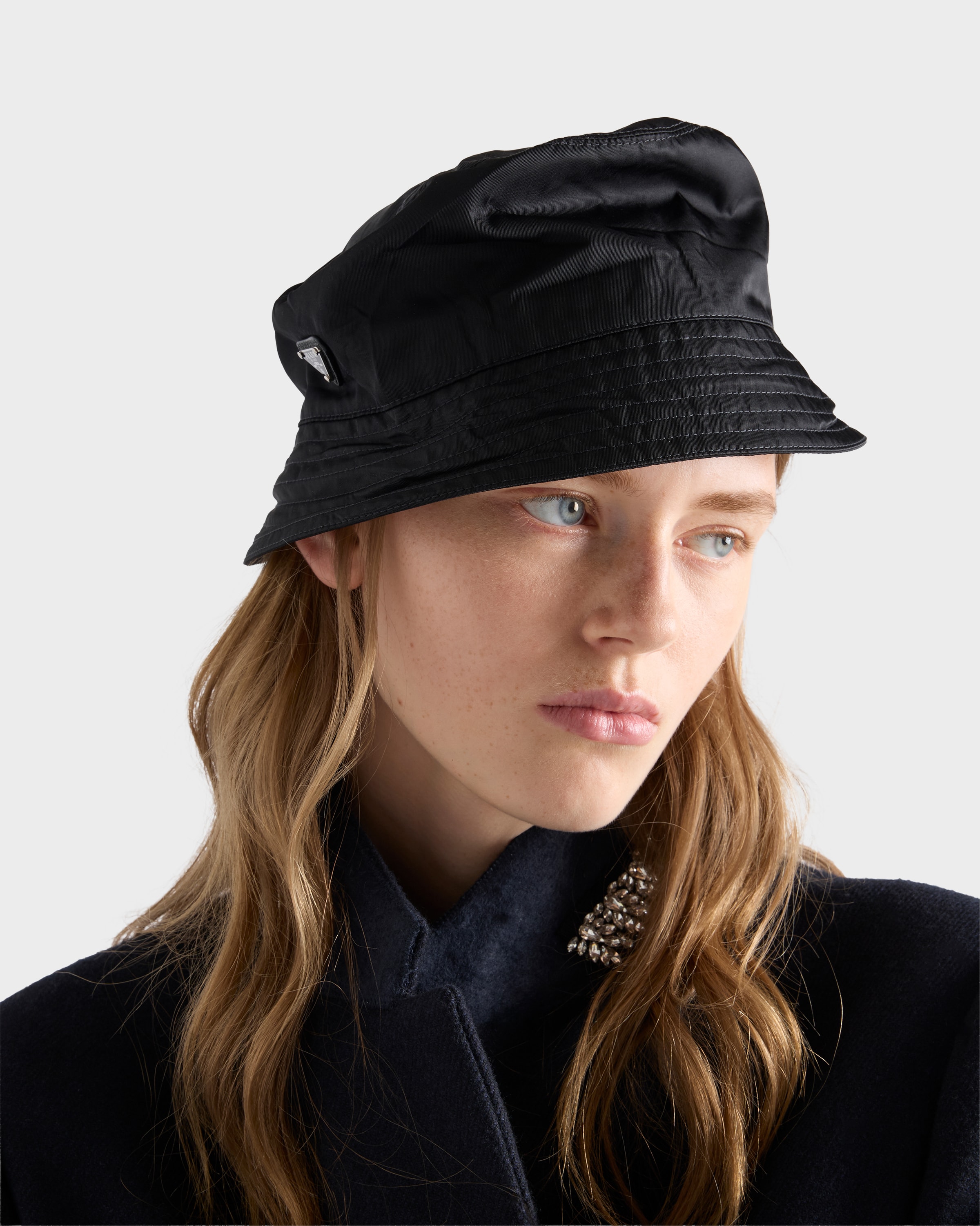 Black Re-nylon Bucket Hat | PRADA - Taiwan